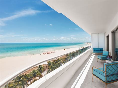 Search hotels in Miami Beach, FL